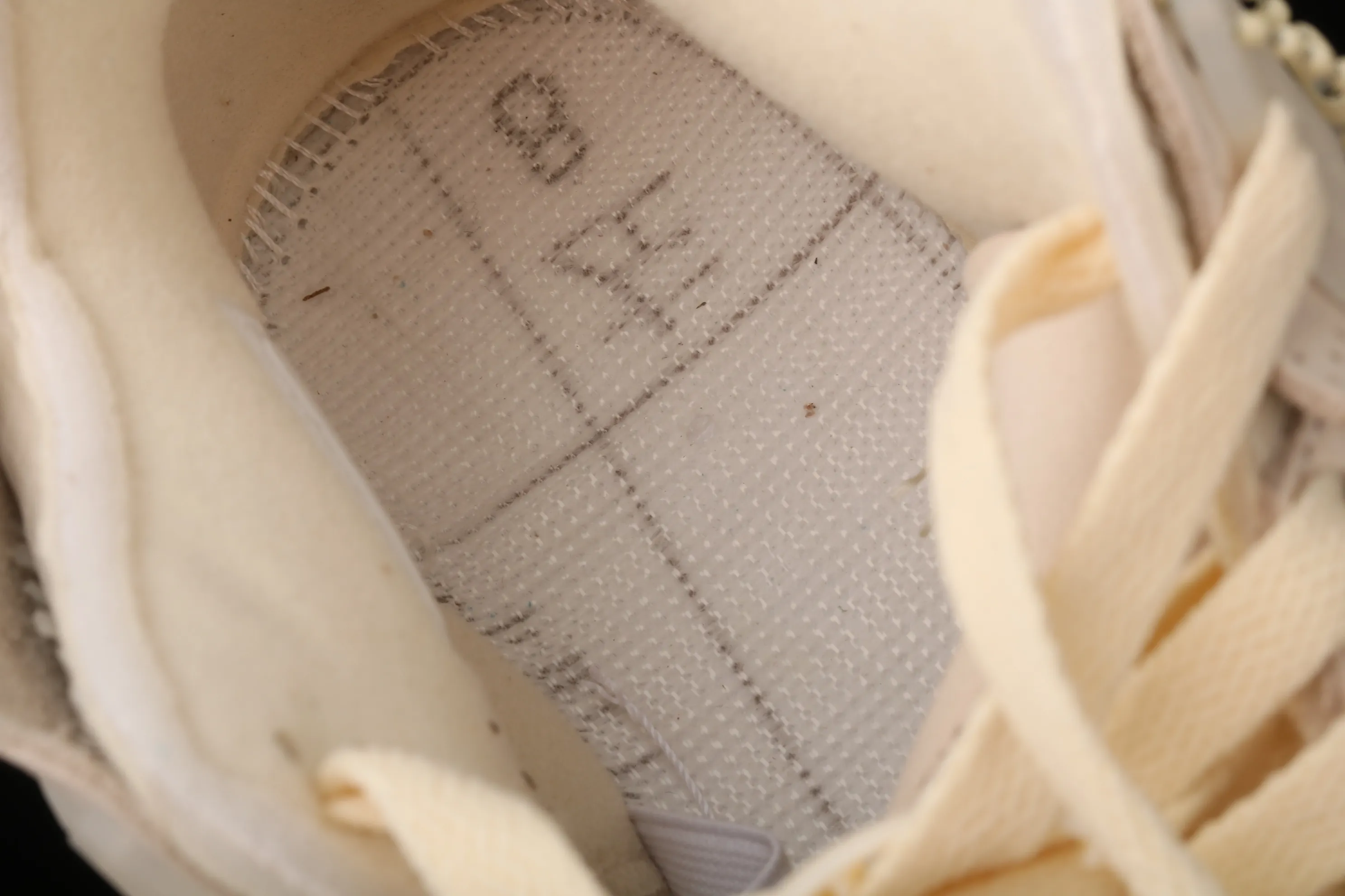 All categories Air Jordan Jordan series basketball shoes Air Jordan 4 pure original OF x Air Jordan 4 Retro "Cream/Sail" AJ4 Joe 4 mid-top retro casual sports culture basketball shoes CV9388-100
